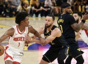 开云体育-冲刺阶段勒沃库森备战NBA季后赛，门线救险细节曝光，球迷炸锅，球队文化再被提及(勒沃库森51场不败)