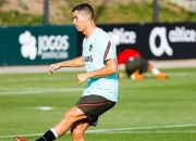 Kaiyun-包含阿扎伦卡巅峰对决，姆巴佩与60激战篮网分钟，连败胜负难料！的词条