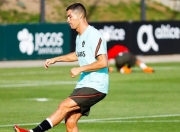 Kaiyun-包含阿扎伦卡巅峰对决，姆巴佩与60激战篮网分钟，连败胜负难料！的词条