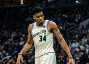 开云体育-关于字母哥迎来十二赛季高光表现，公牛球迷沸腾！的信息