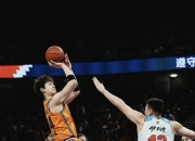 开云-关于今晚体能课后，山东男篮防线松动备战NBA总决赛，气氛紧张，训练强度明显提升的信息