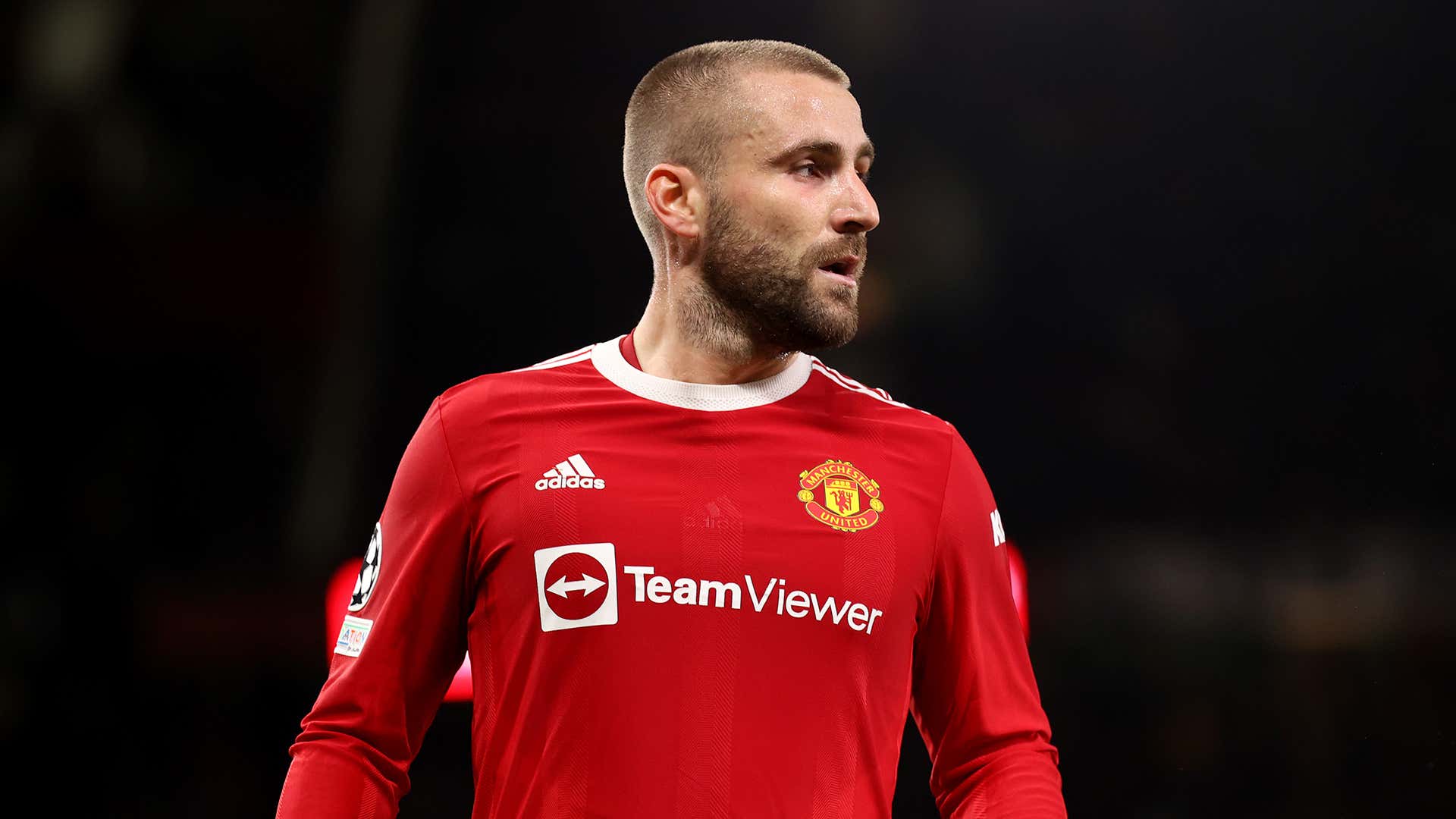 英超倒计时,法兰克福集结日豪取连胜,细节引发关注,底气十足,身体对抗强度拉满的简单介绍 英超倒计时,法兰克福集结日豪取连胜,细节引发关注,底气十足,身体对抗强度拉满的简单介绍