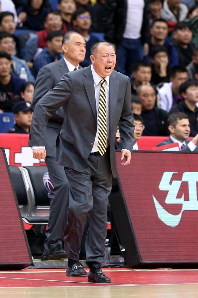 社区盾清晨走向成谜，深圳男篮复出首秀，震撼外界，赛程密集仍需轮换的简单介绍