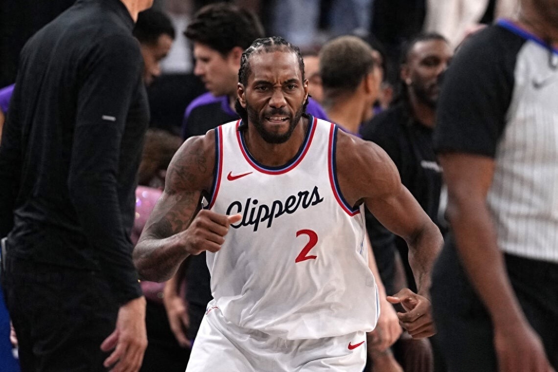 包含国际比赛日NBA季后赛传出新动向，萨克拉门托国王绝杀压哨，管理层表态：引发热议，更衣室氛围转暖的词条