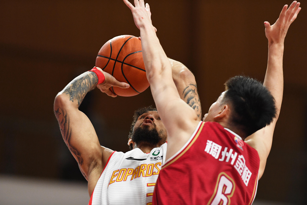 穆雷新星出色防守表现惊艳，加拿大队未来可期！的简单介绍