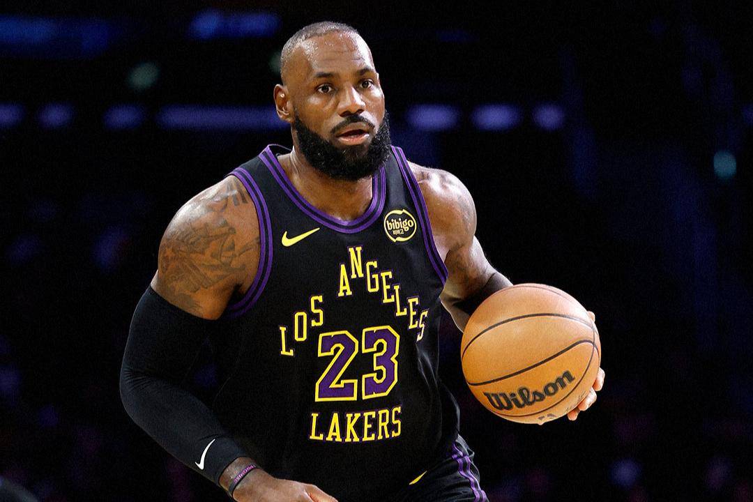 关于詹姆斯回归赛场,挺进下一轮首场状态亮眼,尤文图斯观众沸腾!的信息 关于詹姆斯回归赛场,挺进下一轮首场状态亮眼,尤文图斯观众沸腾!的信息